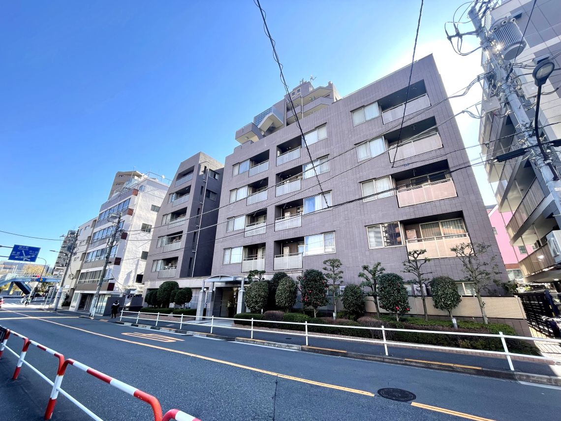 ビラカーサ四谷四丁目現地外観写真