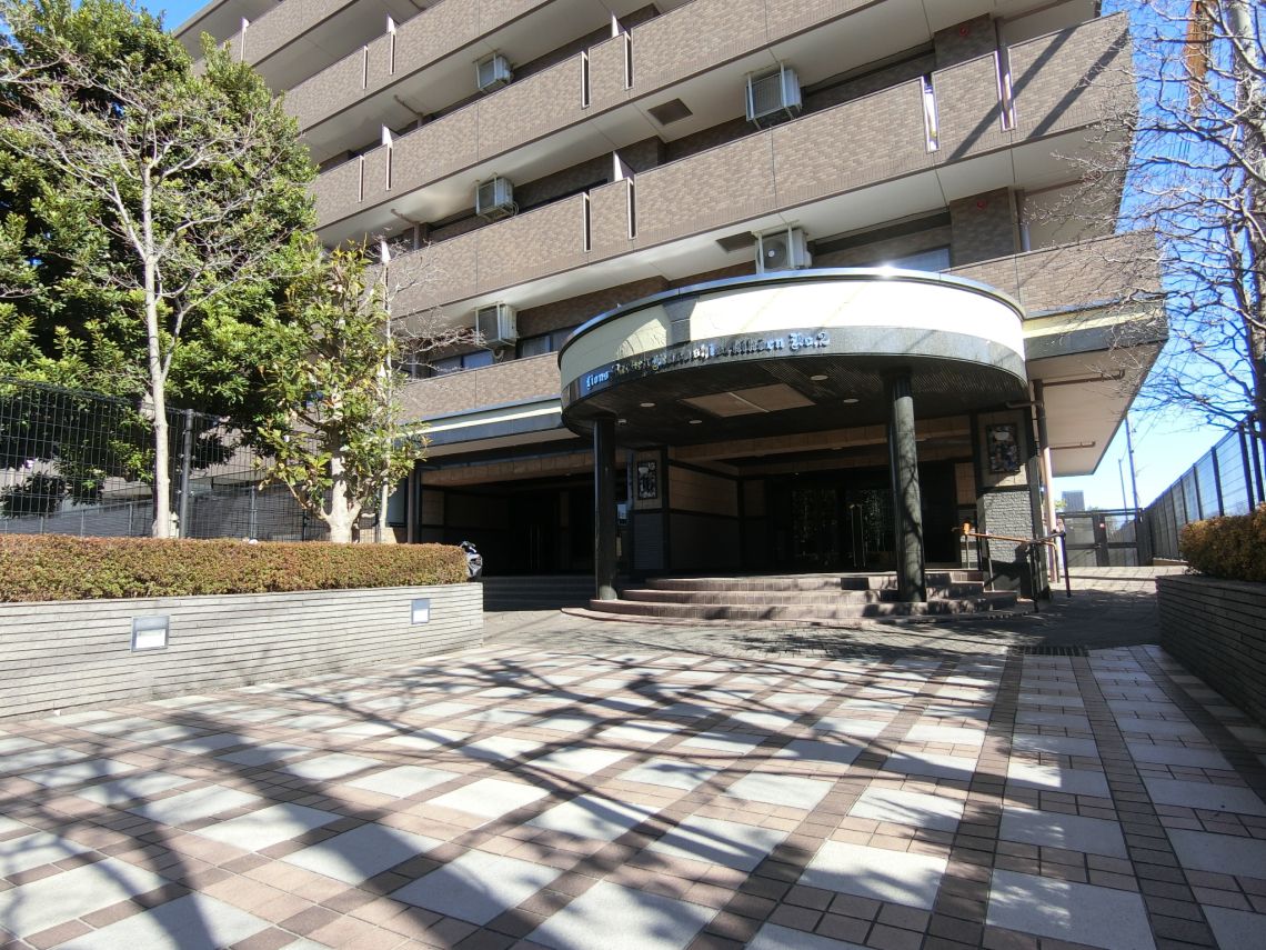 ライオンズガーデン武蔵関公園弐番館現地外観写真