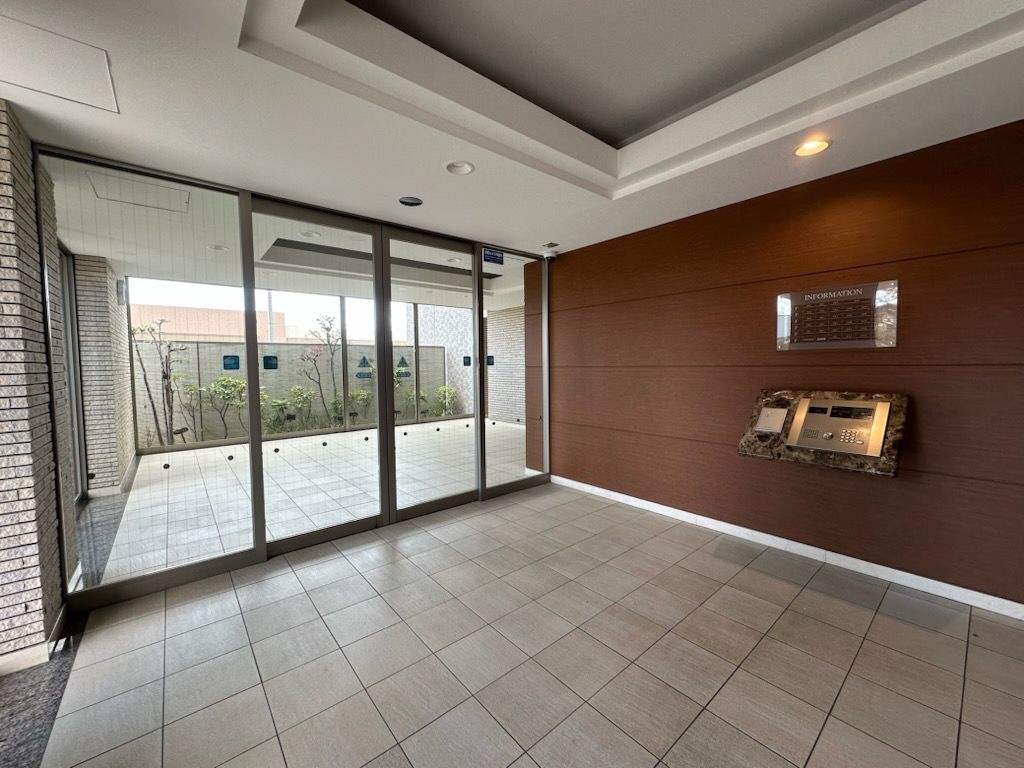 サーパス南矢野目エントランス