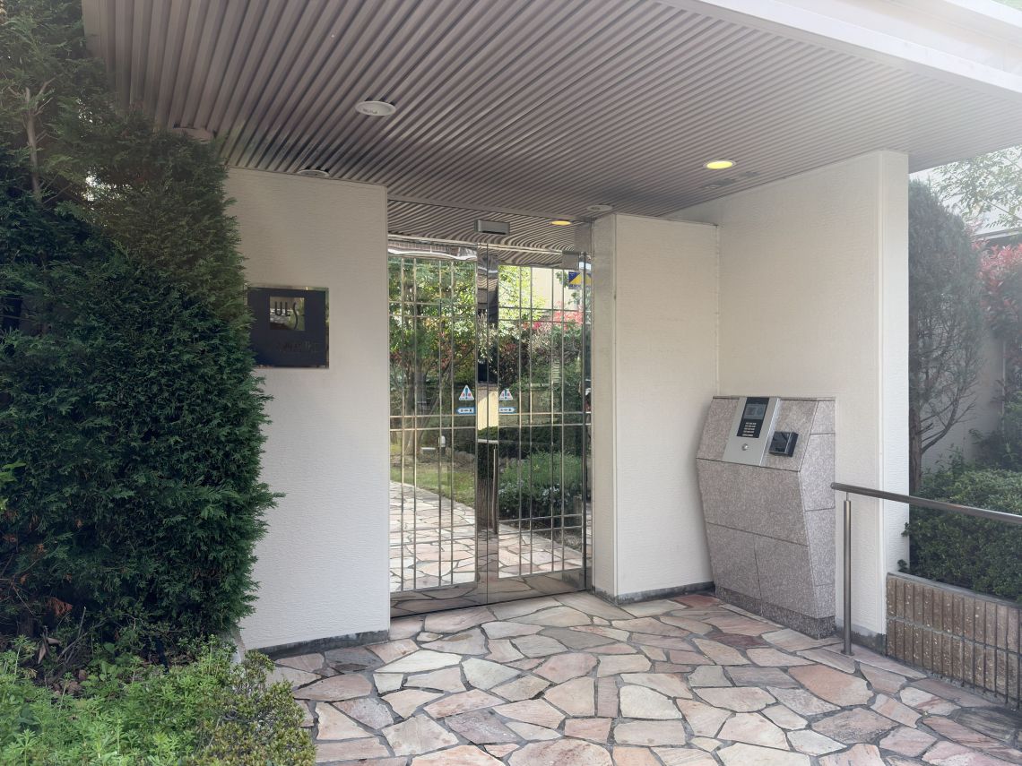 アルス西宮北口エントランス