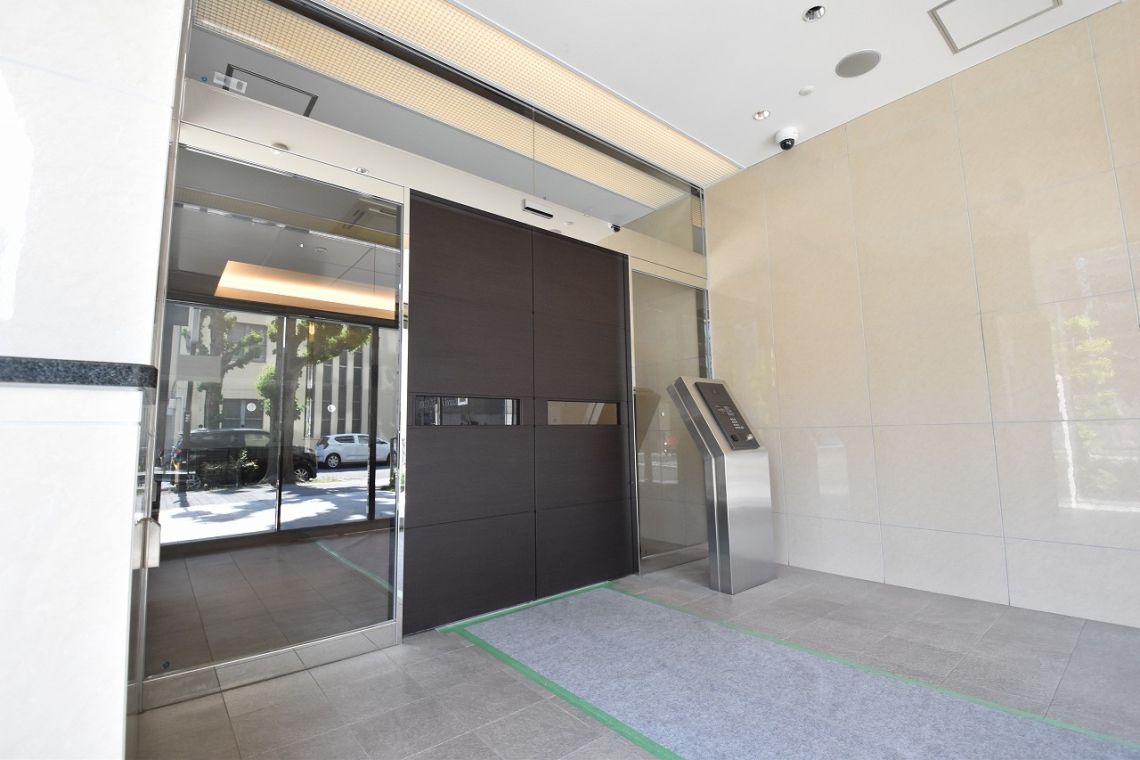 ローレルアイ久屋大通エントランス