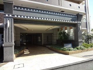 ロータリーパレス千住関屋エントランス