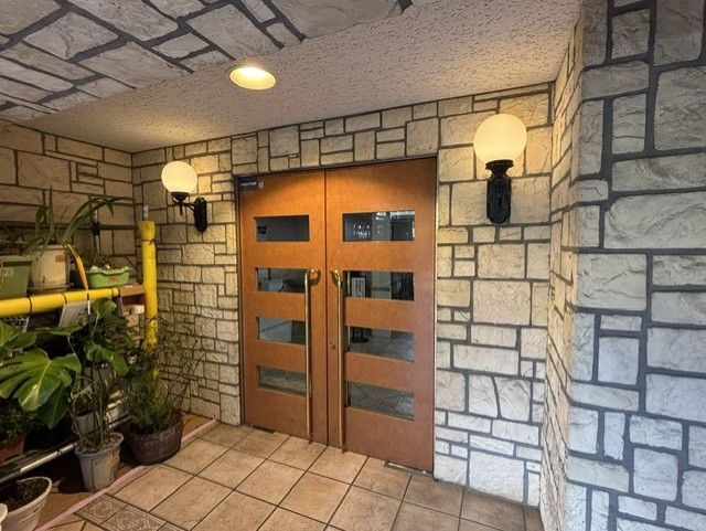 ライオンズマンション中野哲学堂公園エントランス