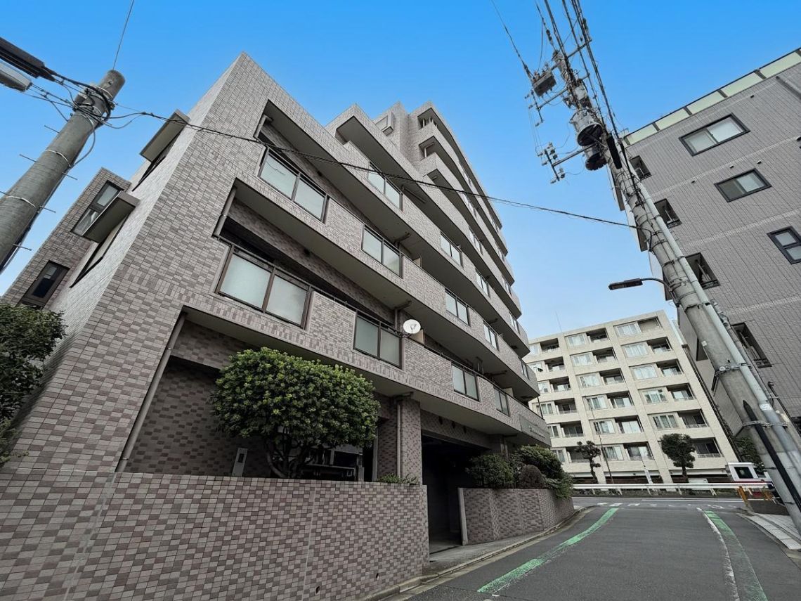 セザール都立大学現地外観写真