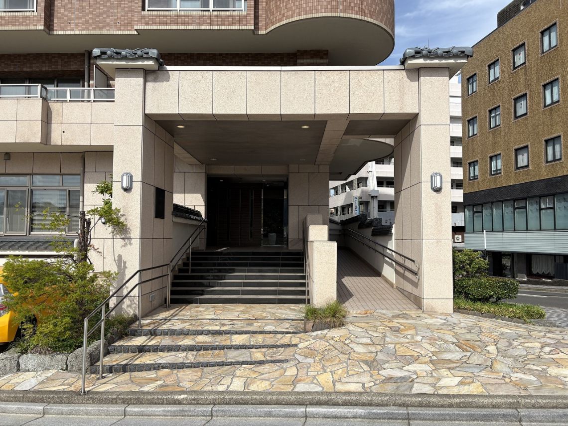ロアール濱町桜橋エントランス