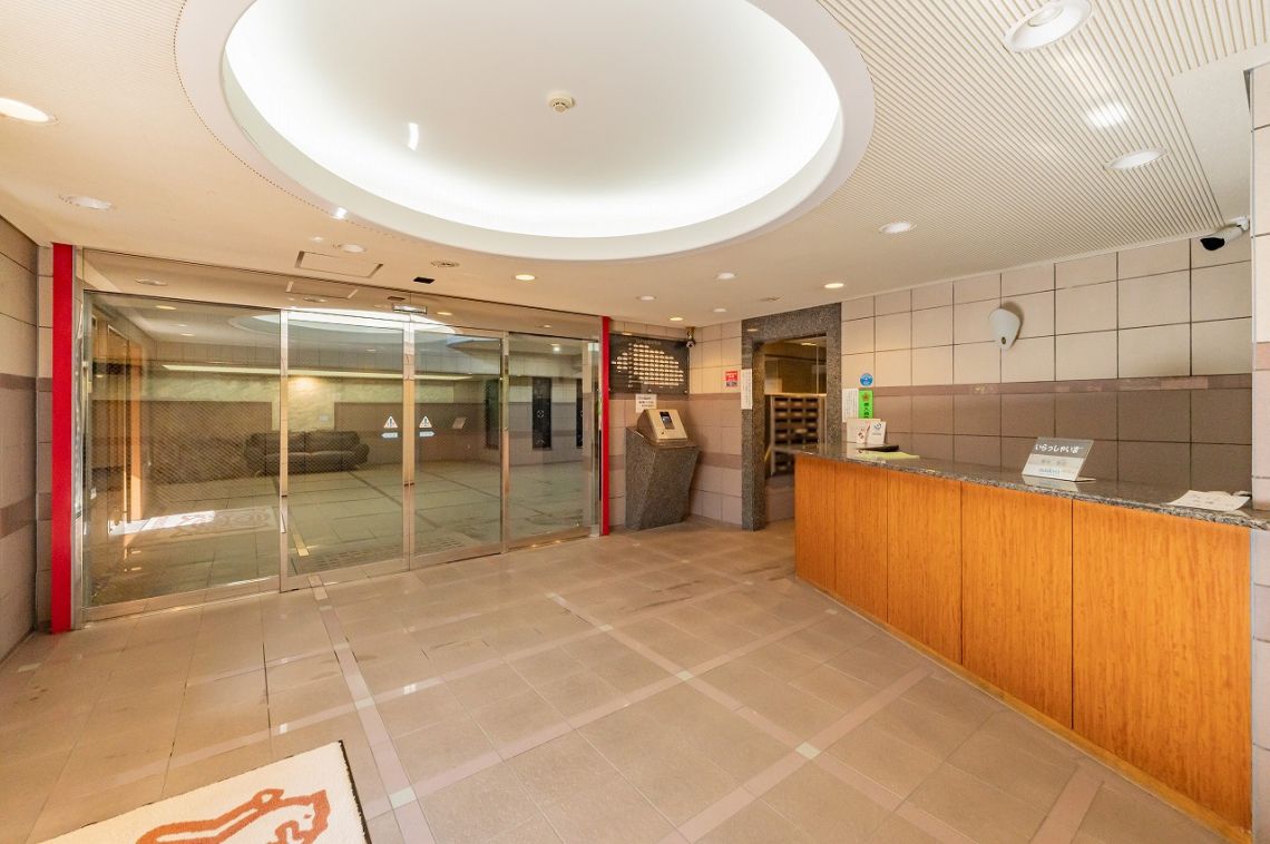 ライオンズマンション乃木坂構造・工法・仕様：風除室