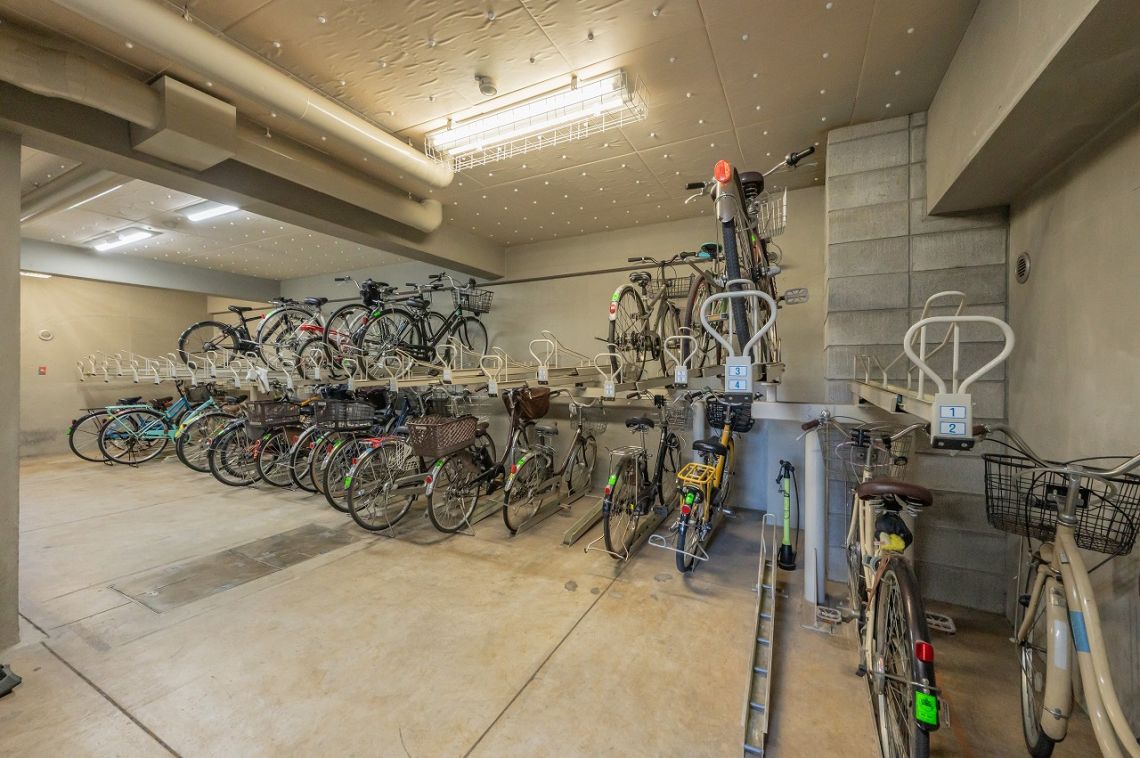 ライオンズマンション川越駅東構造・工法・仕様：駐輪場