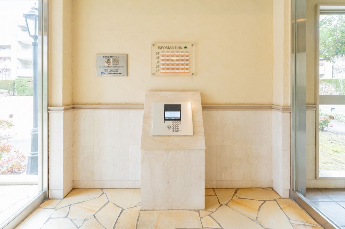 フォレストレイクひばりが丘Ｃ棟構造・工法・仕様：オートロック