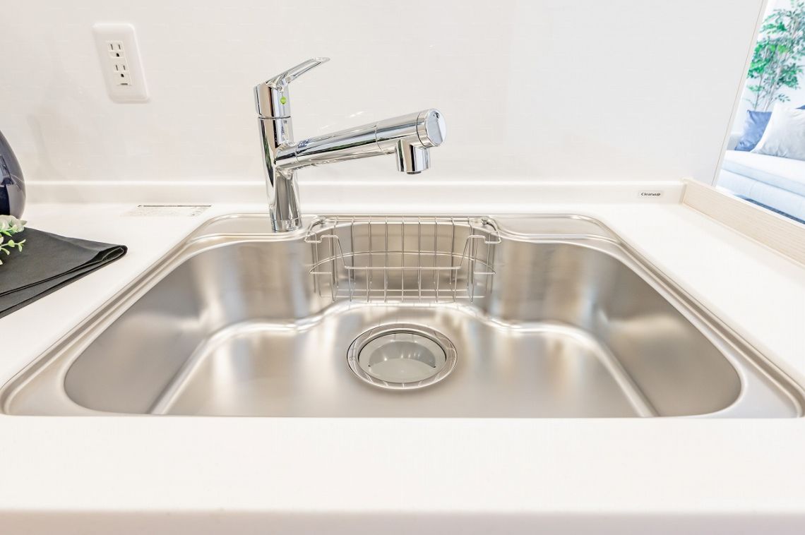 ライオンズマンション武蔵浦和ガーデンその他設備：浄水器一体型水栓