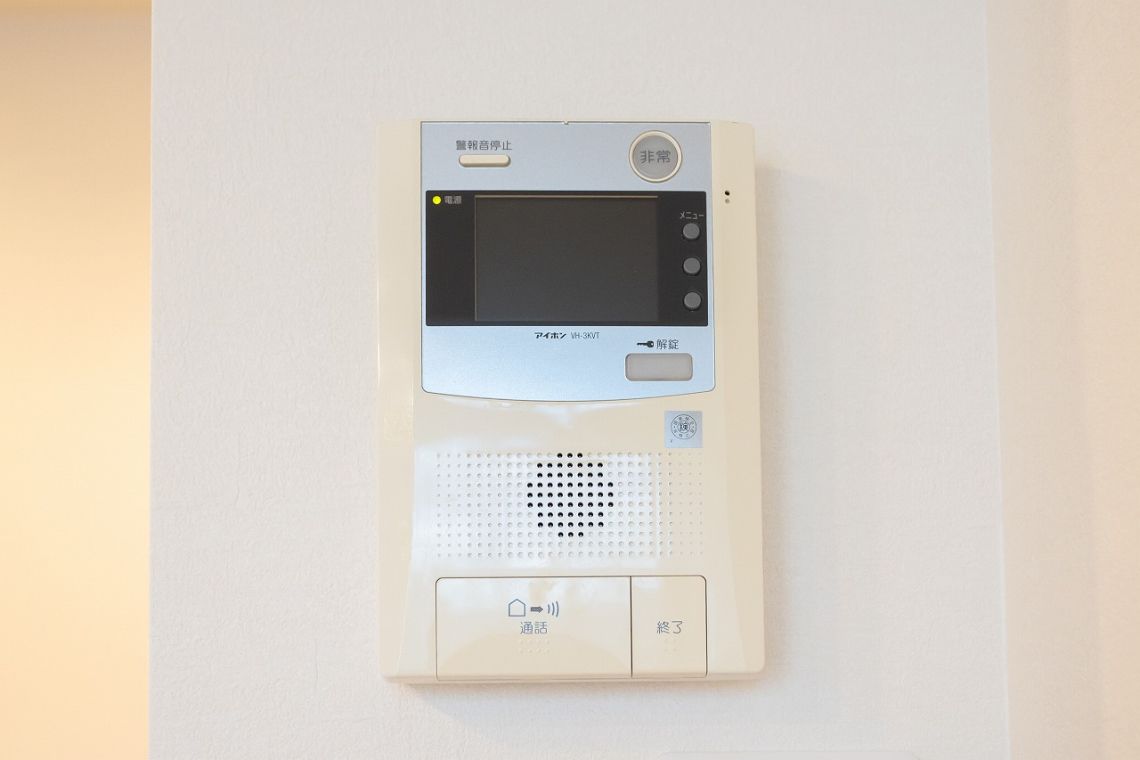 藤和緑井ハイタウン防犯設備：モニター付オートロック