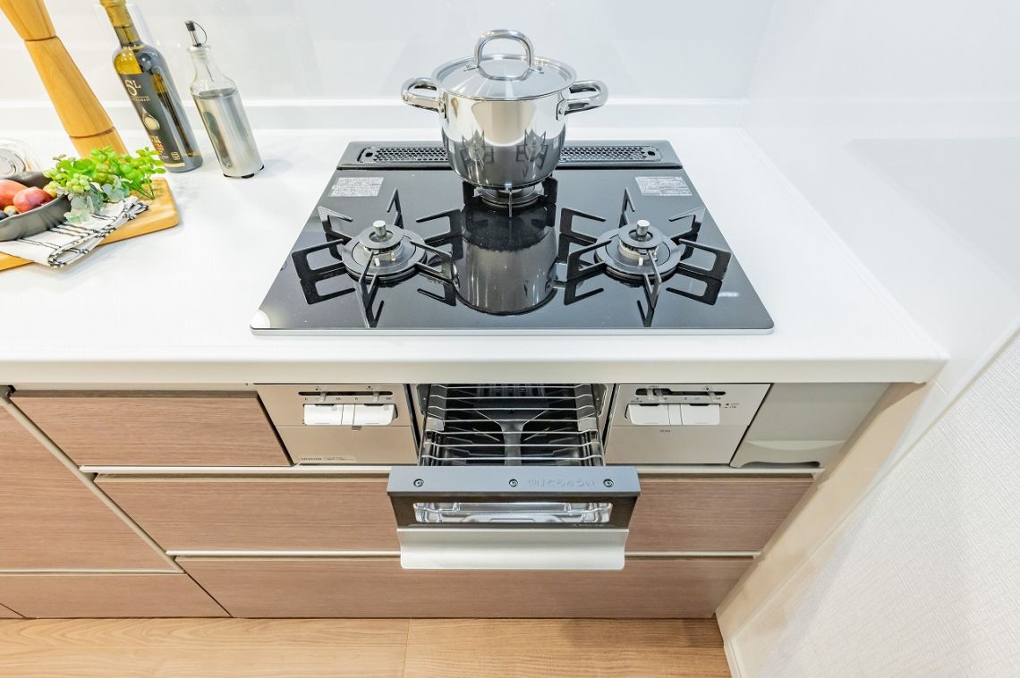 フォレストレイクひばりが丘Ｃ棟発電・温水設備：ガラストップコンロ