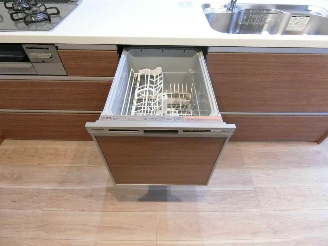 ライオンズマンション高岡中島町その他設備：食器洗乾燥機