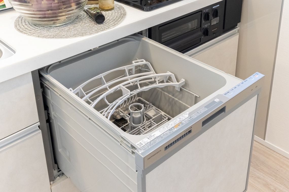 グランアビテ目白ステーションフロント発電・温水設備：ビルトイン食洗器