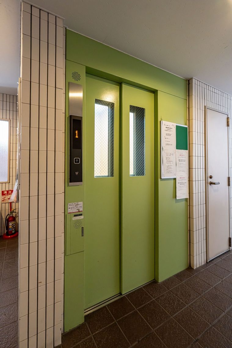ライオンズマンション瑞穂通その他設備：エレベーター