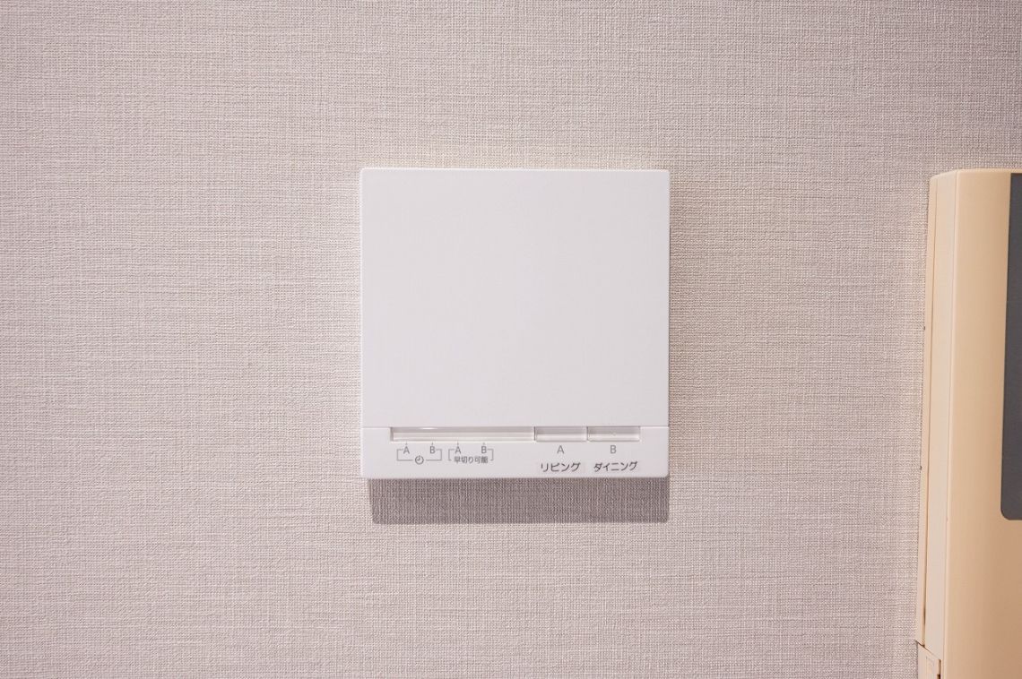 ＴＨＥ　ＴＯＷＥＲ　ＫＯＩＳＨＩＫＡＷＡ冷暖房・空調設備：床暖房スイッチ