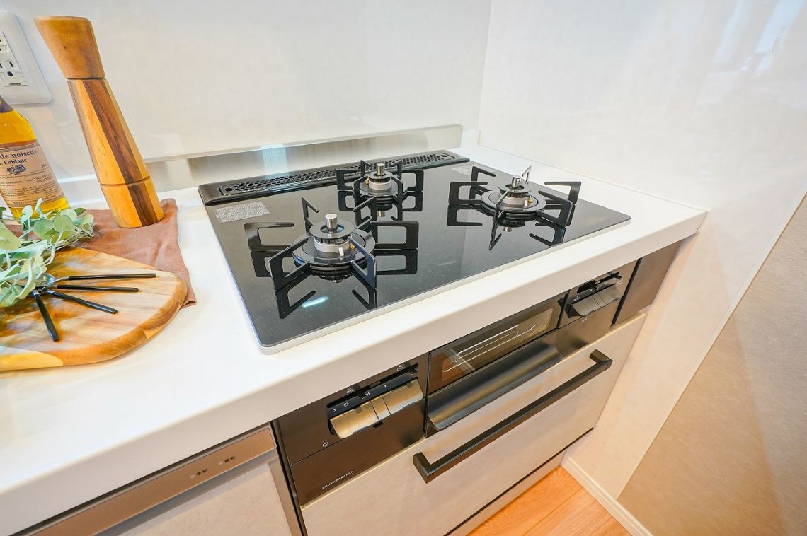 ライオンズマンション須磨マリンビューその他設備：ガラストップコンロ