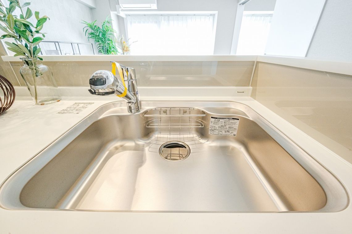 クリオ神奈川新町弐番館その他設備：キッチンのシンク