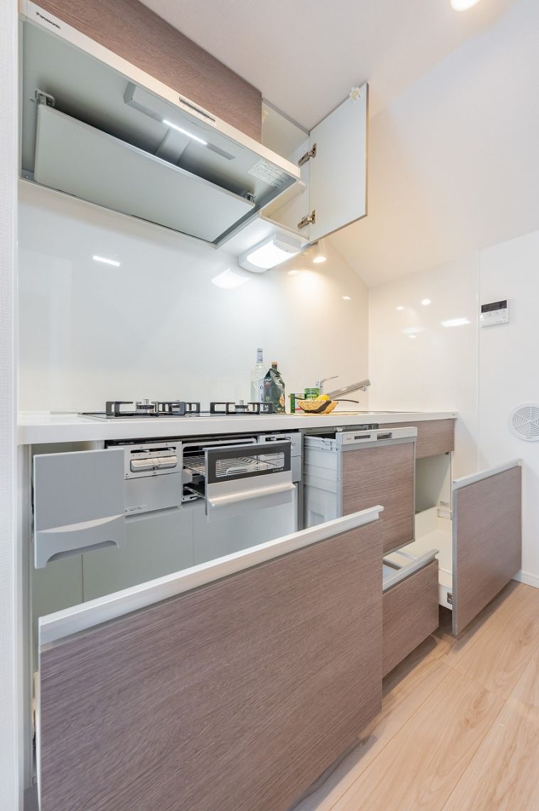 クリスタルパレス中板橋その他設備：スライド式キャビネット