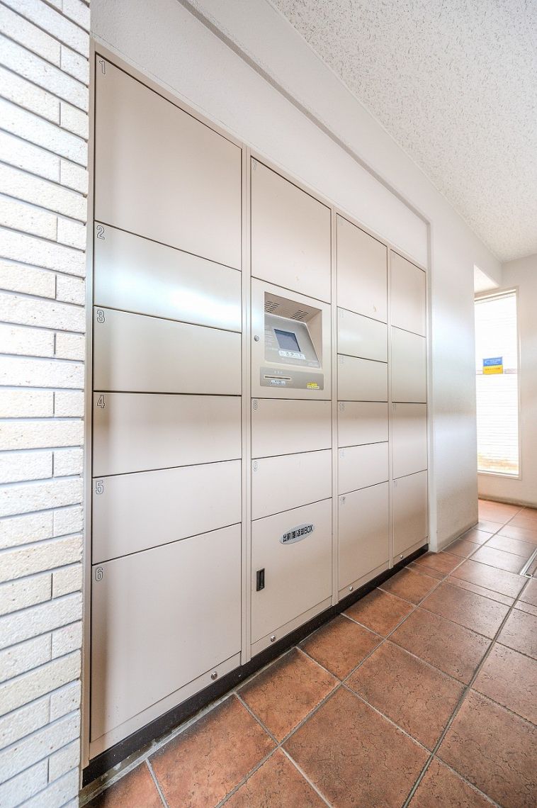 フォートンヒルズＣ棟その他設備：宅配ボックス