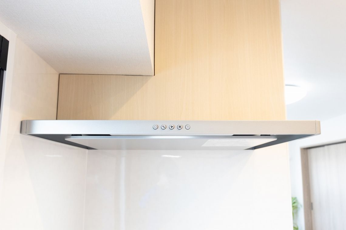ライオンズマンション上中野その他設備：キッチン換気扇