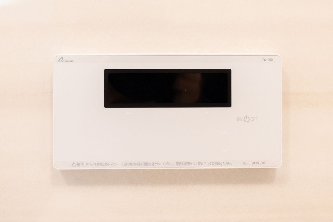 ウイング・コム比治山通り発電・温水設備：給湯器操作パネル