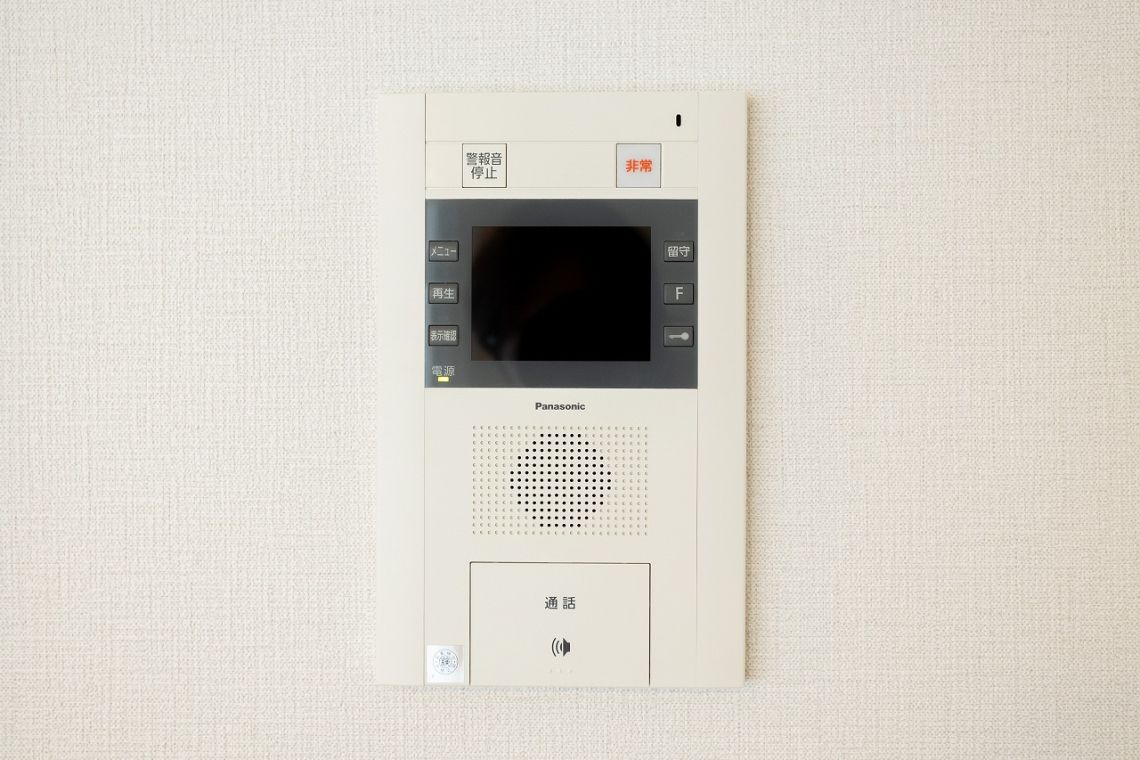 ロイヤルシャトー東雲防犯設備：インターホン