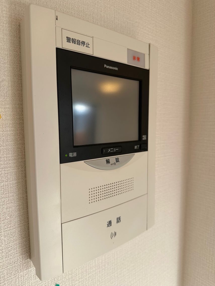 ライオンズマンション立町防犯設備：モニター付きインターホン