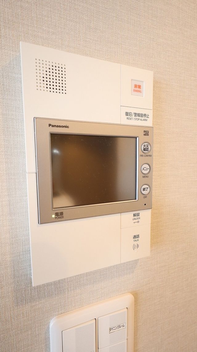 ライオンズヴィアーレ浦和弐番館防犯設備：モニター付きインターホン