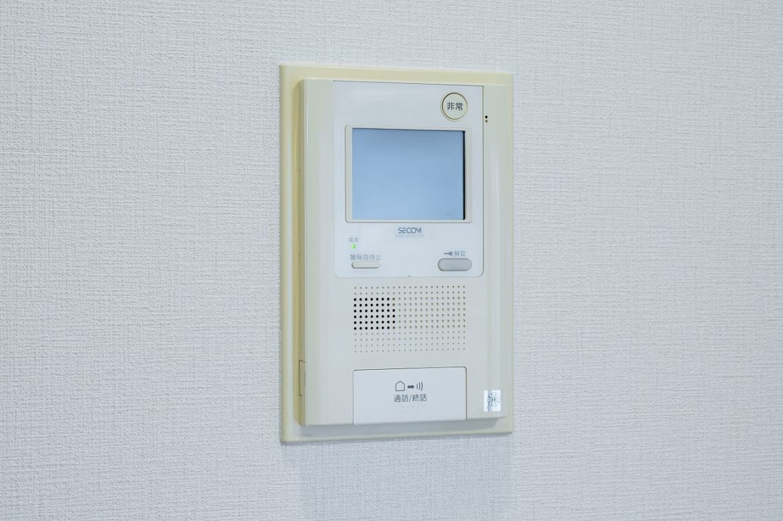 ライオンズプラザ東向島防犯設備：インターホン