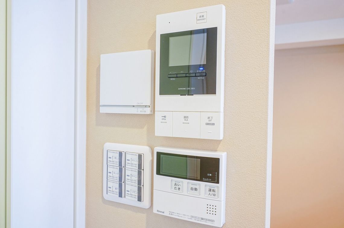 ヴェスト・ノーヴァ西院その他設備：モニター付きインターホン