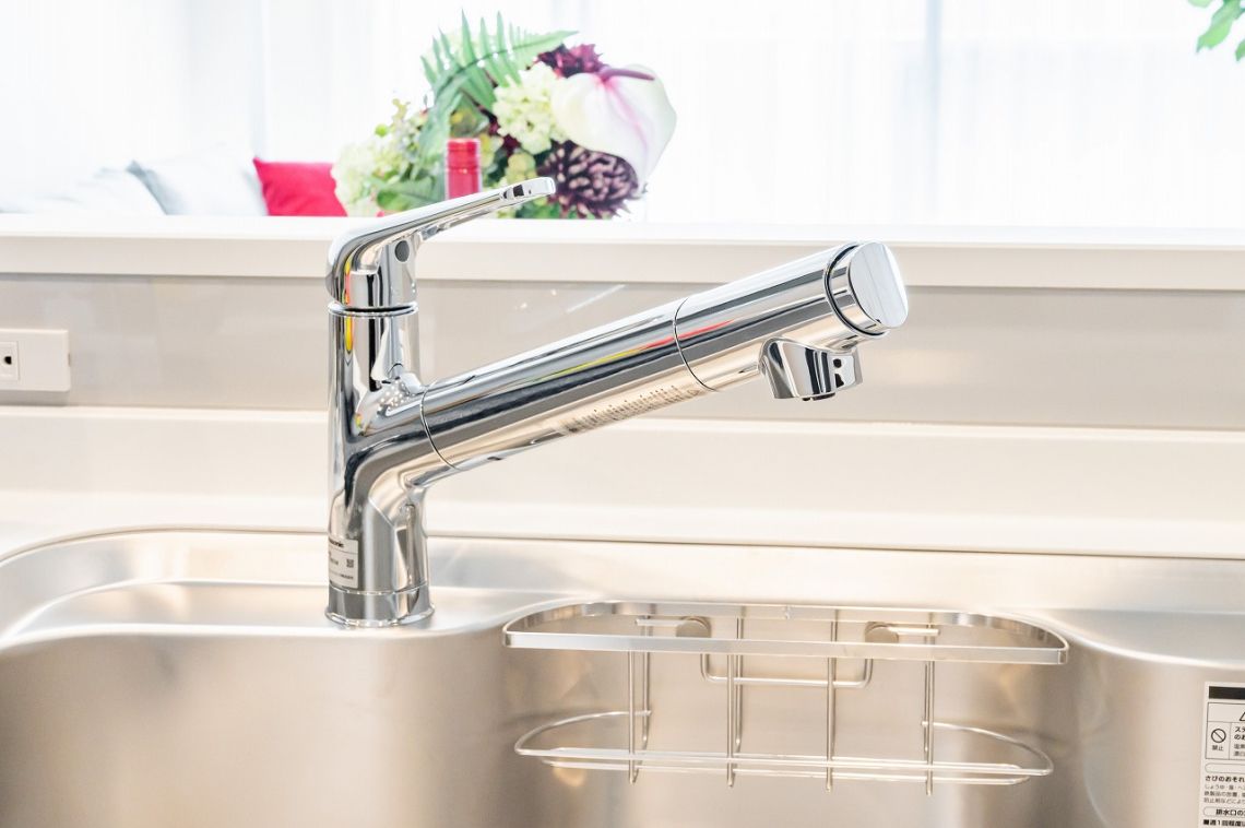 ライオンズマンション川越駅東発電・温水設備：浄水器一体型水栓