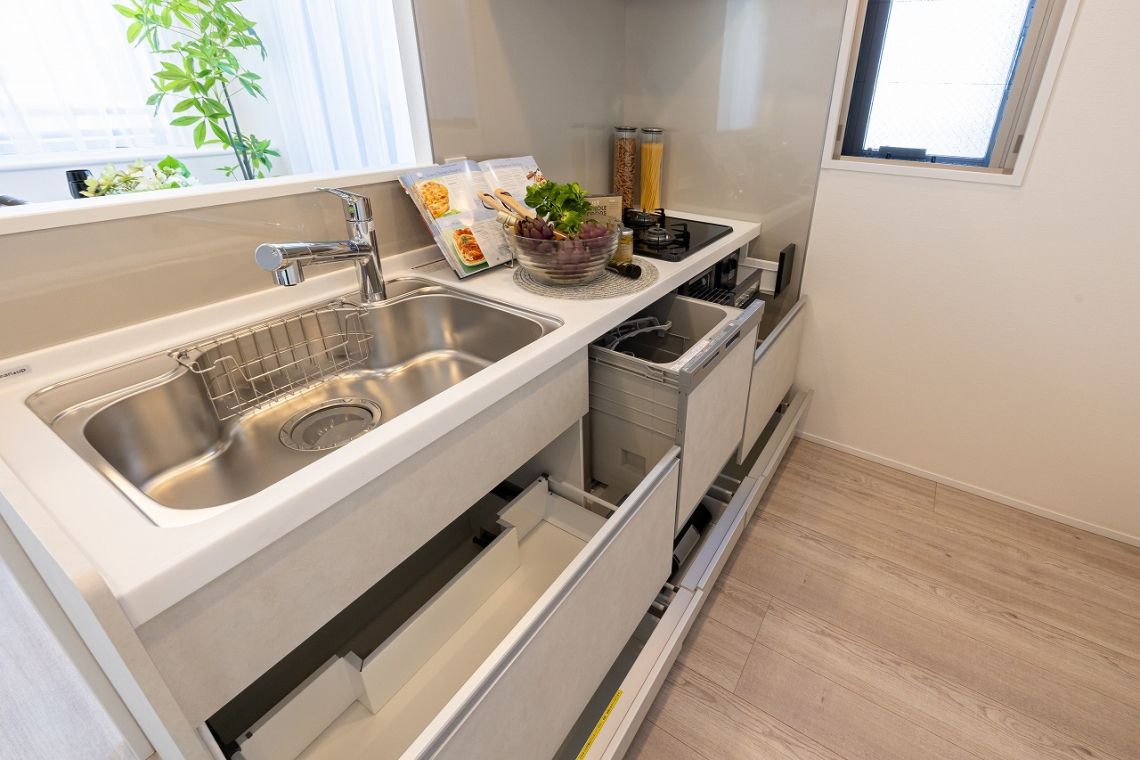 グランアビテ目白ステーションフロントその他設備：スライドキャビネット