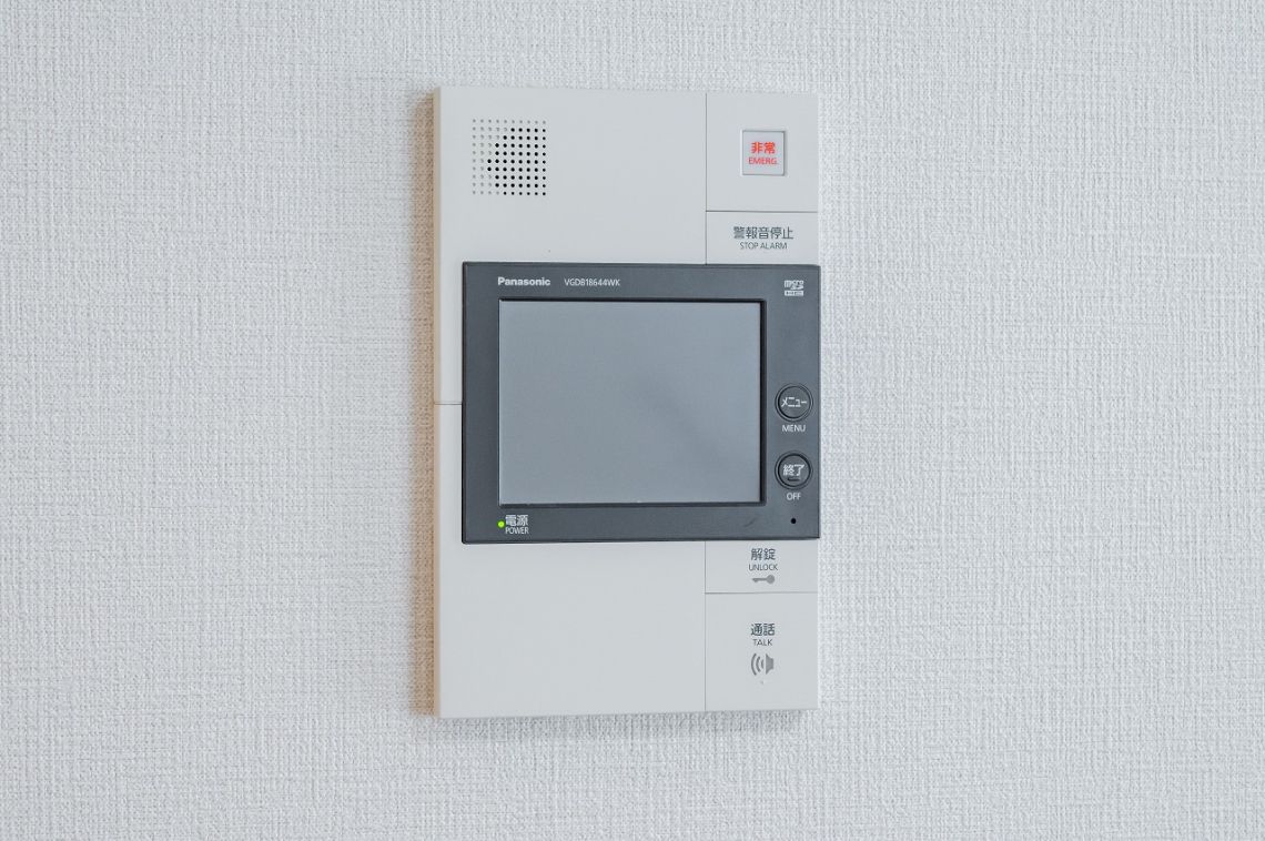 ライオンズシティ田無本町防犯設備：テレビモニター付きインターホン