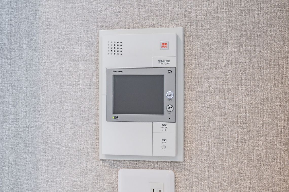 ライオンズガーデン東船橋防犯設備：モニター付きインターホン