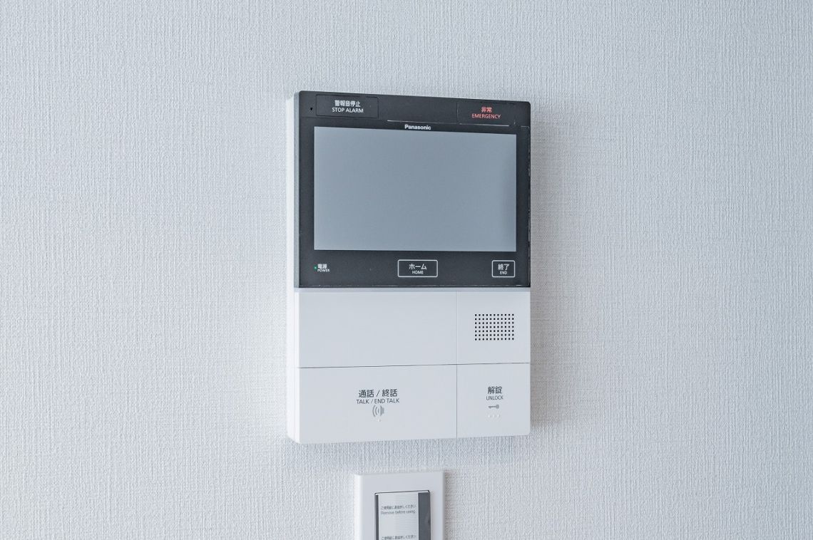 朝日プラザ溝の口防犯設備：TVモニター付インターホン