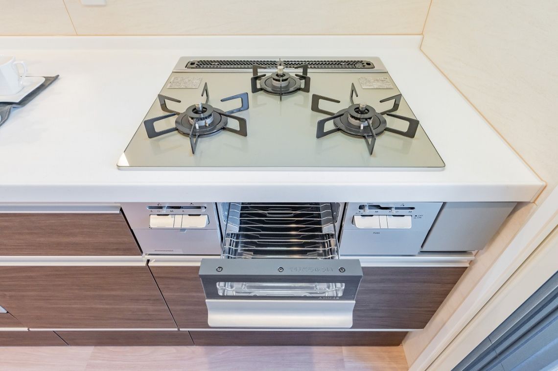 グレーシアテラス東戸塚その他設備：３口コンロ