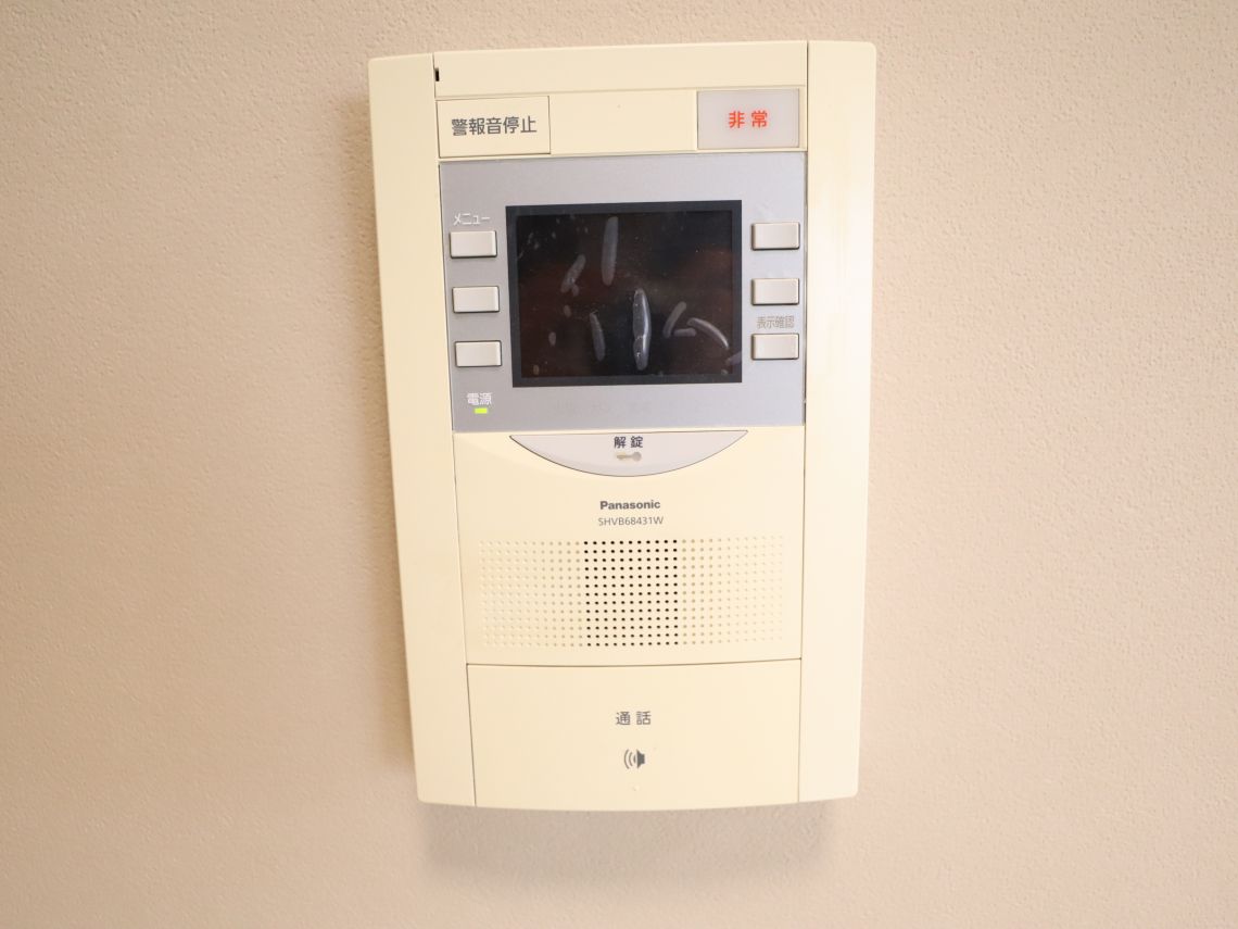 ハイネス今福東公園一番館防犯設備：TVミニター付インターホン