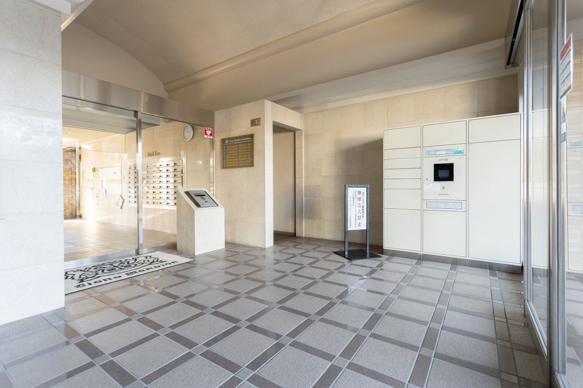 ライオンズマンション上中野防犯設備：オートロックシステム