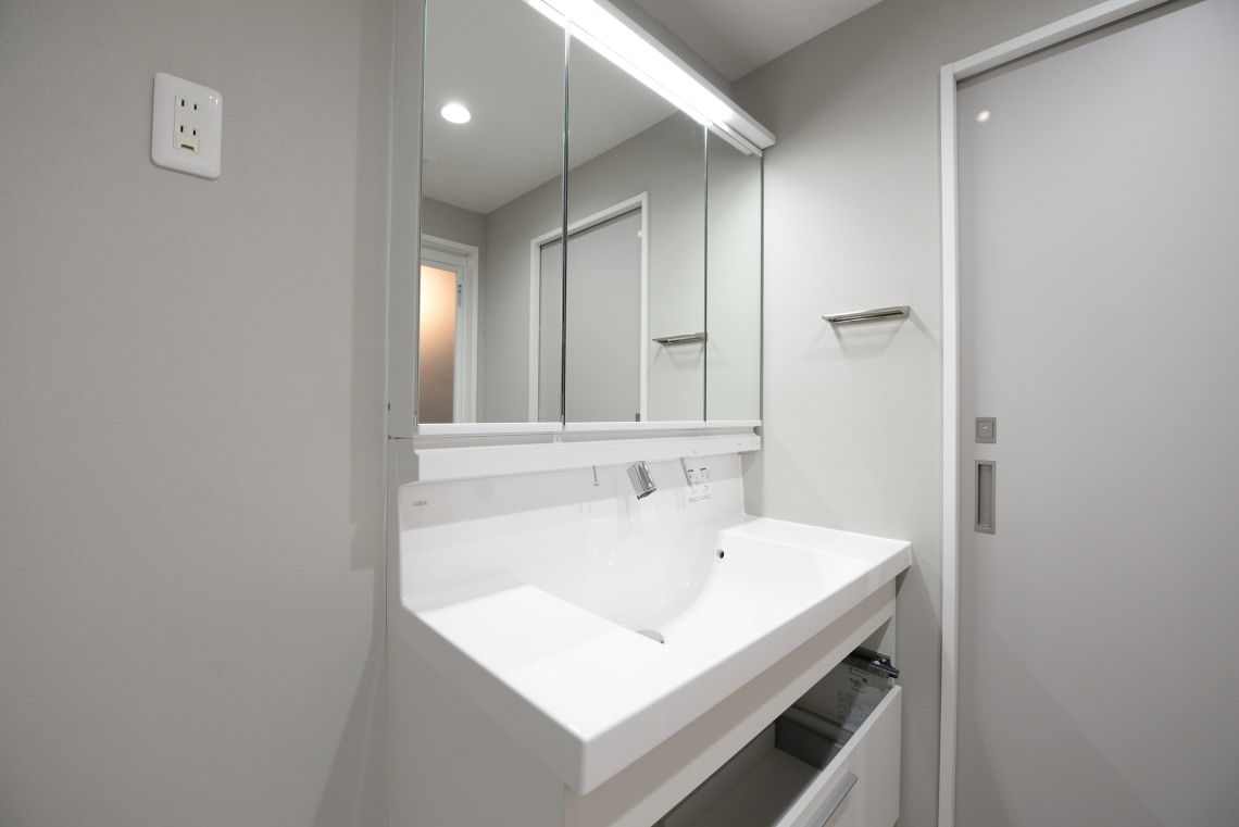 ライオンズヒルズ桜坂洗面台・洗面所