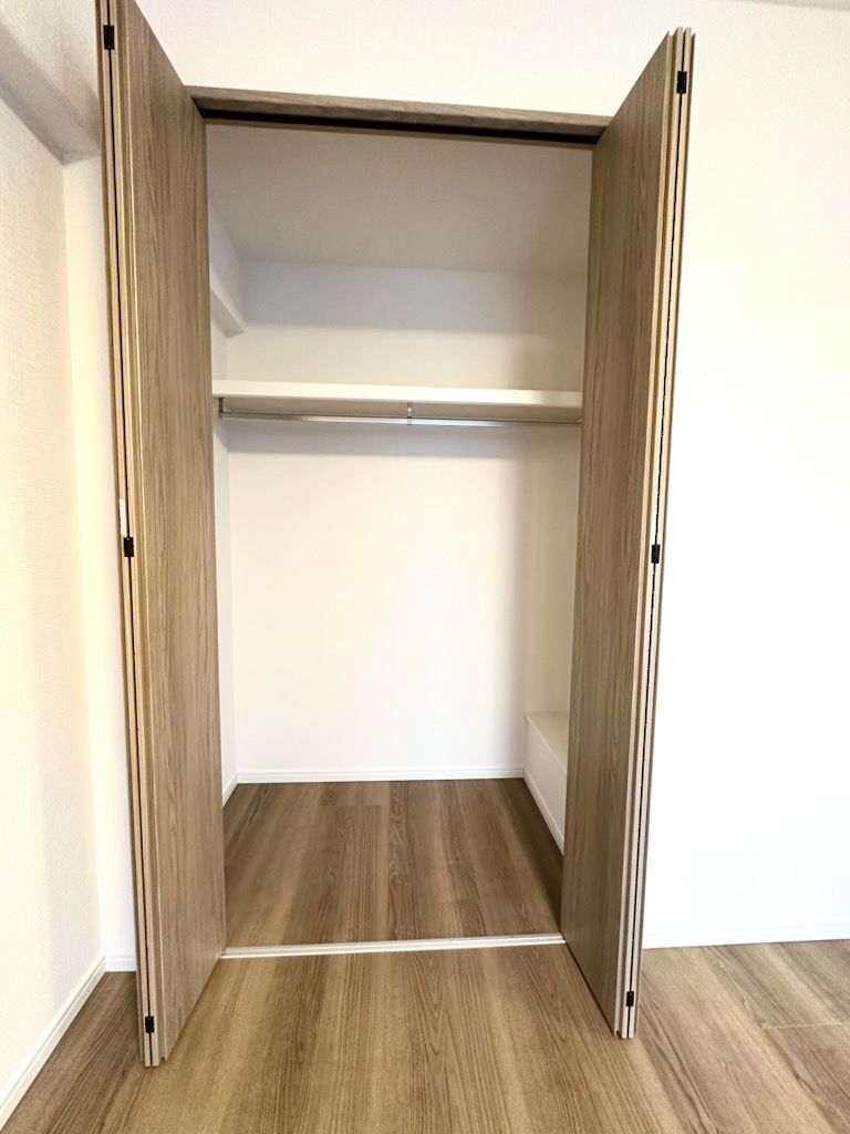 ポレスター鶴見坦収納