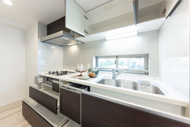 パークホームズ調布スクエアガーデンキッチン