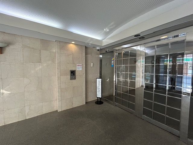 コスモ読売ランドエクセルコートエントランス