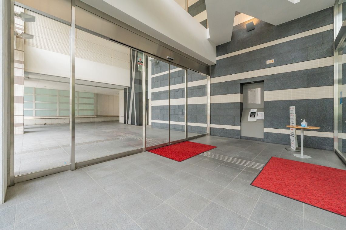 ライオンズ四谷タワーゲートエントランス