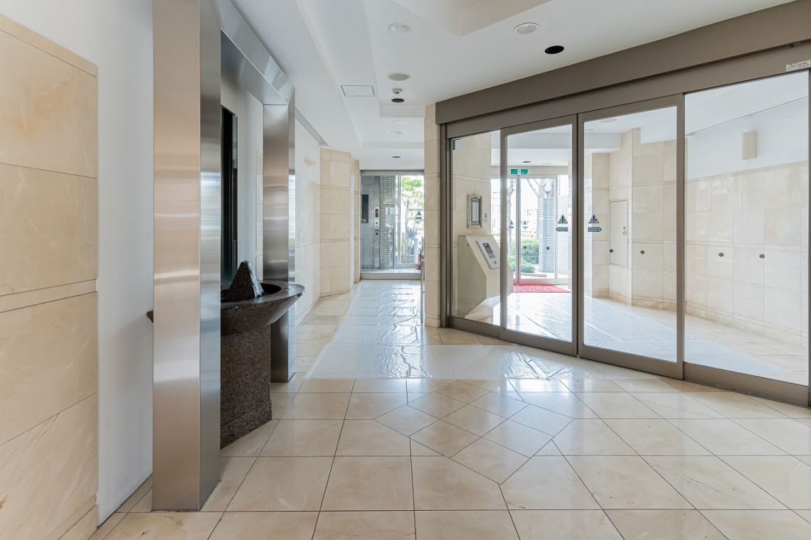 ライオンズマンション御器所エントランス