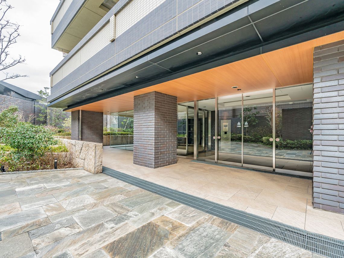 ライオンズ練馬平和台マスタープレイスエントランス