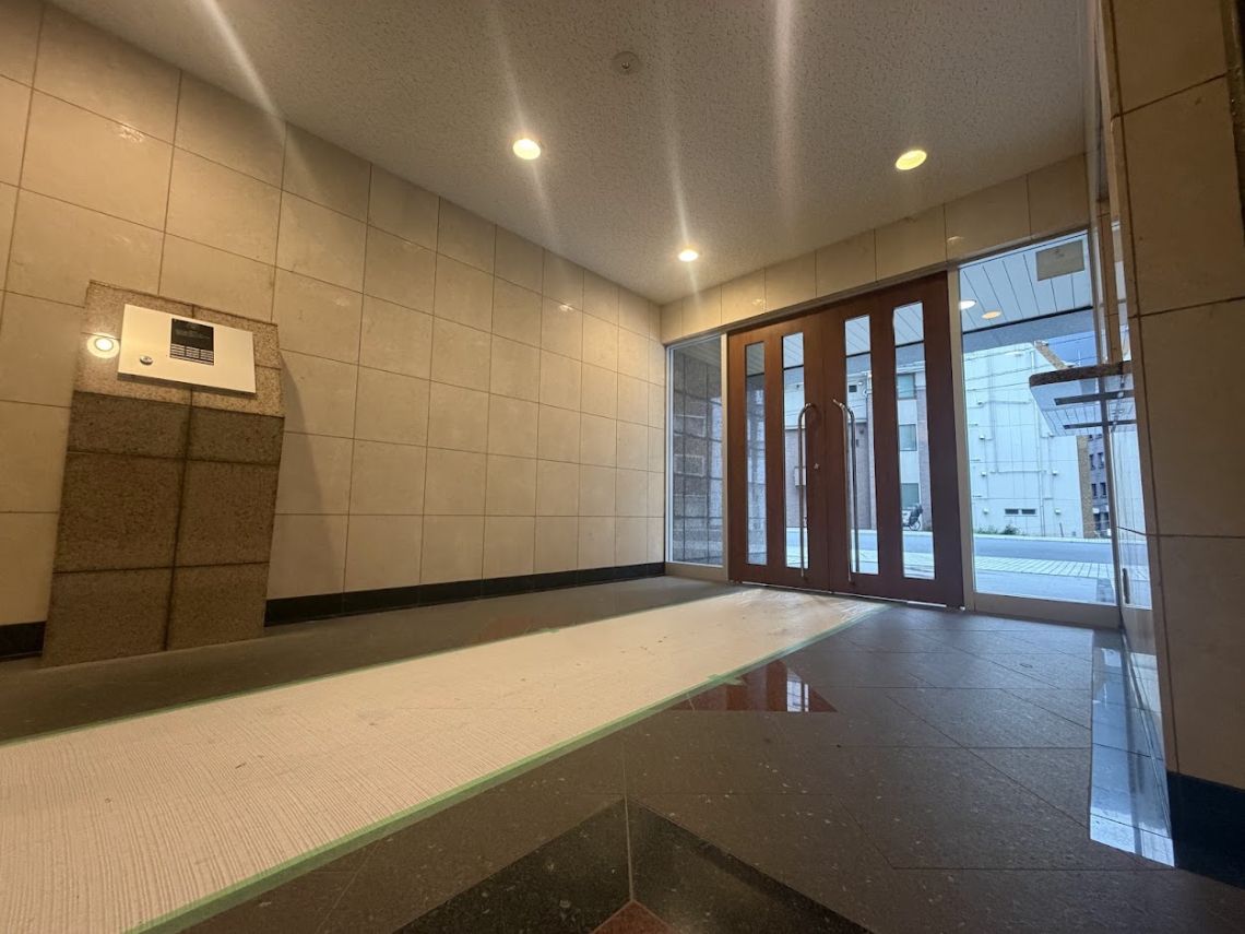 パークウェル神田ＥＡＳＴエントランス