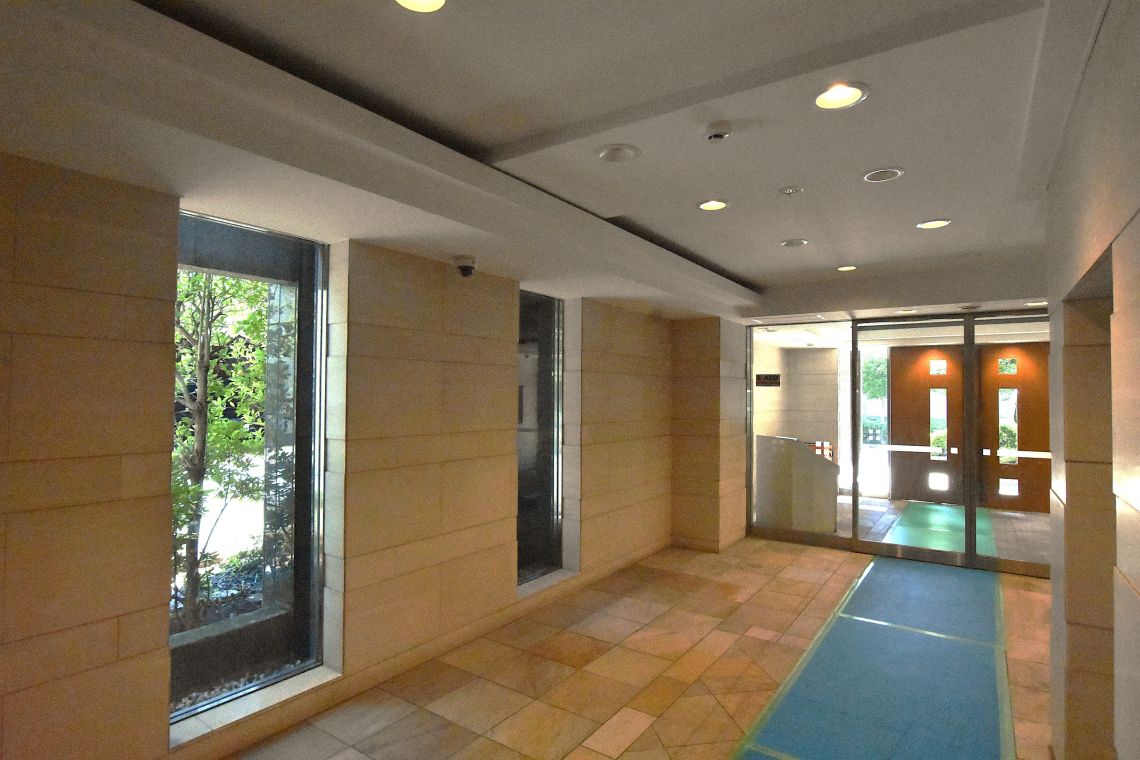 クレストフォルム清澄庭園ロビー