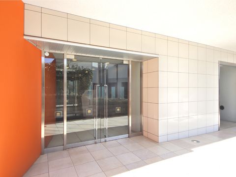 リシェ駒場東大前エントランス