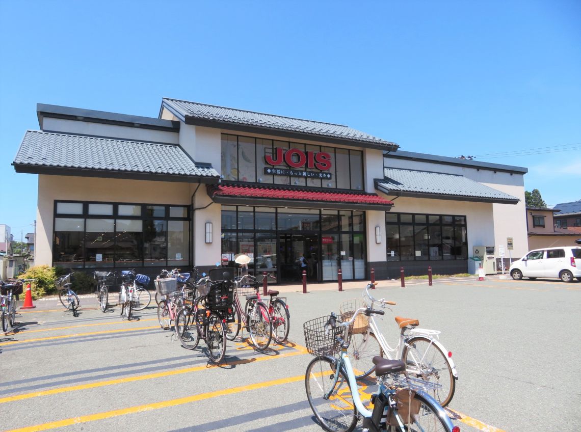 キャピタルプラザ上の橋スーパー