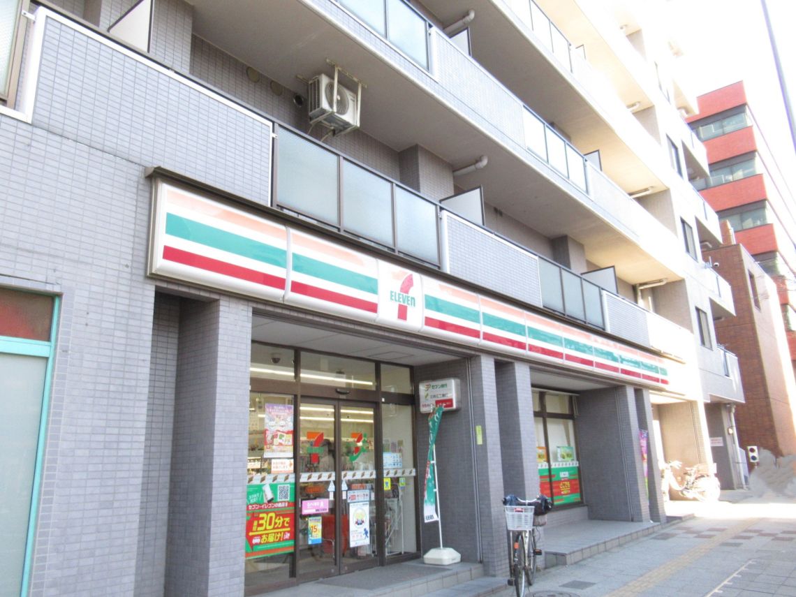 スカーラ池袋西コンビニ